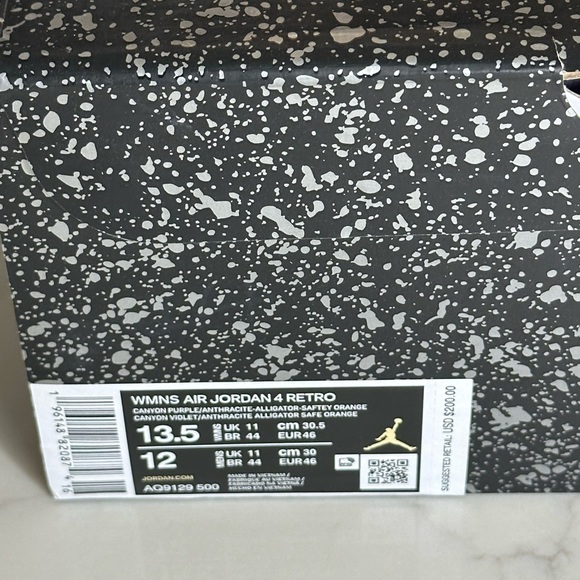 BRAND NEW WMNS AIR JORDAN 4 RETRO CANYON PURPLE SIZE US 12 - Picture 3 of 11